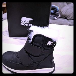 Sorel Whitney Strap Kid's Snow boots sz 11